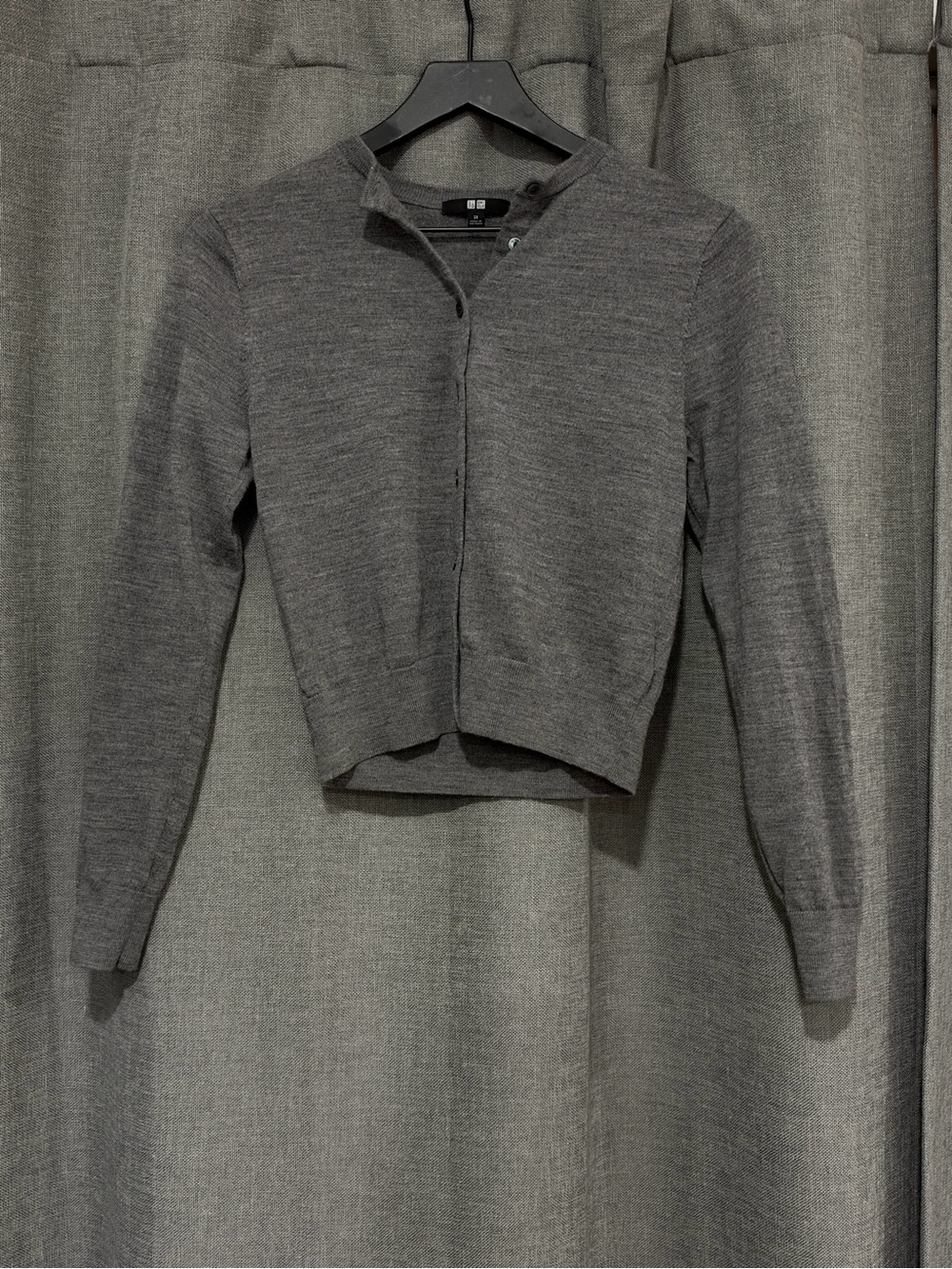 Wool UNIQLO Women's Charcoal Crewneck Button Cardigan